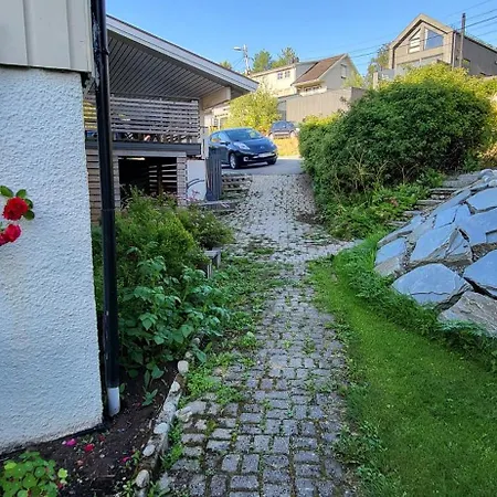 Marias アパート *